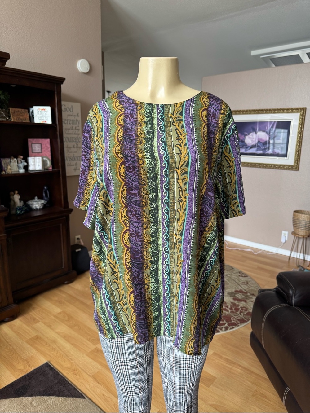 Christie & Jill multicolored short sleeve SILK blouse-size 18